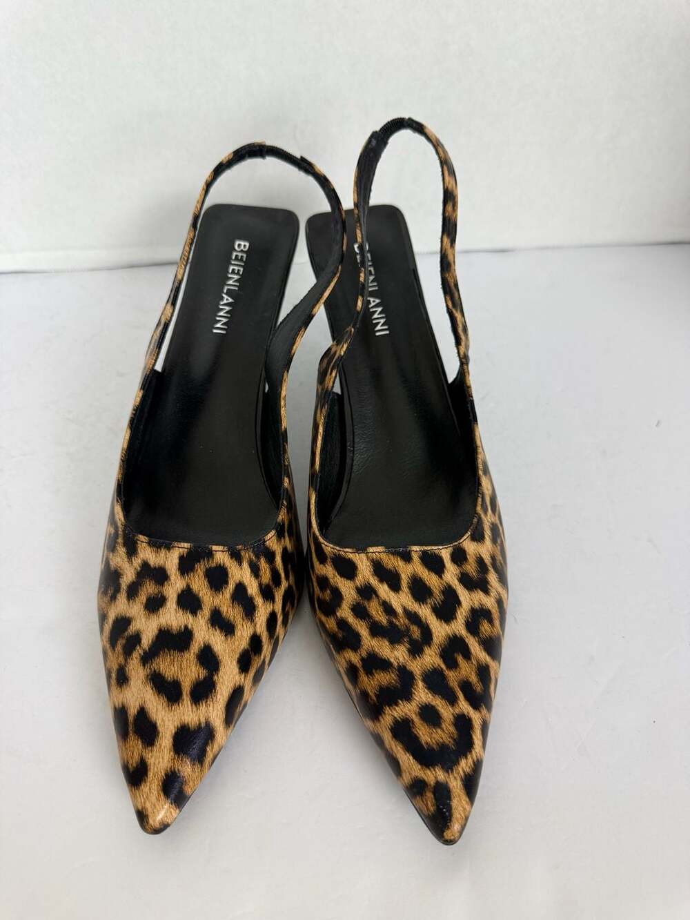 Beienlanni Leopard Print Pointed Toe Slingback Kitten Heels